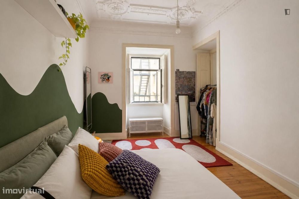 Quarto - localizado em Arroios Lisbon