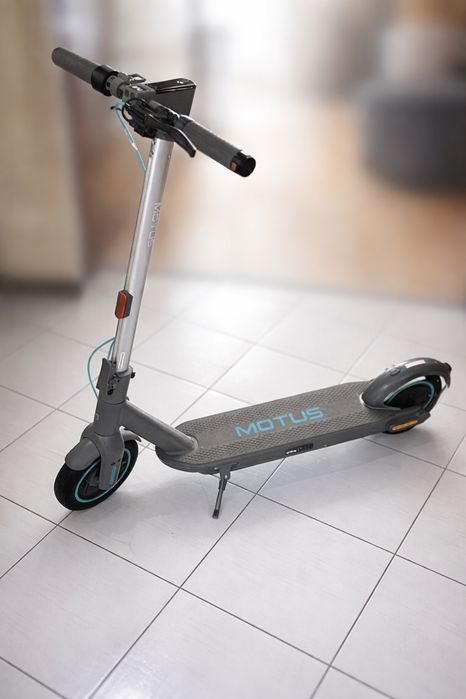 Hulajnoga elektryczna Motus Scooty 10