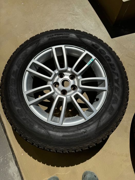 Jantes 19” Range Rover L322 + pneus 255/65 R19 Goodyear ATA
