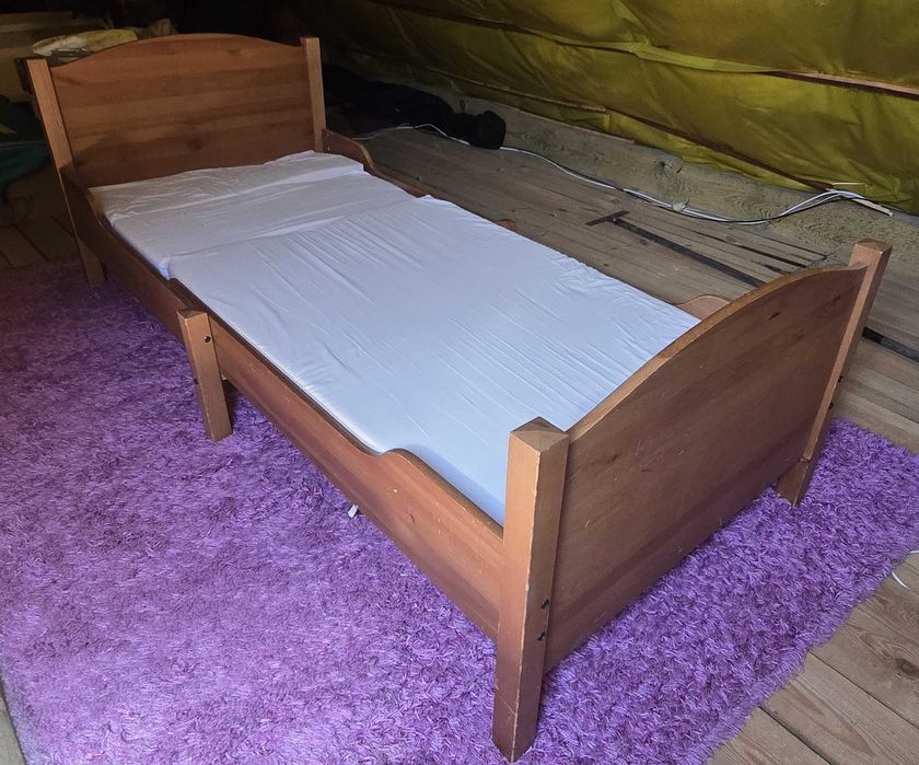 Rosnące łóżko 3 wymiary z materacem, 90 x na max.207 cm (dł.137, 172)