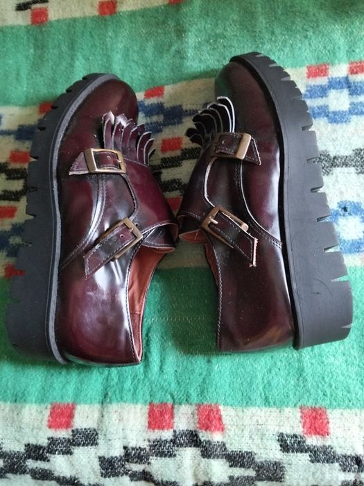 Sapatos em pele exe' novos tm 38