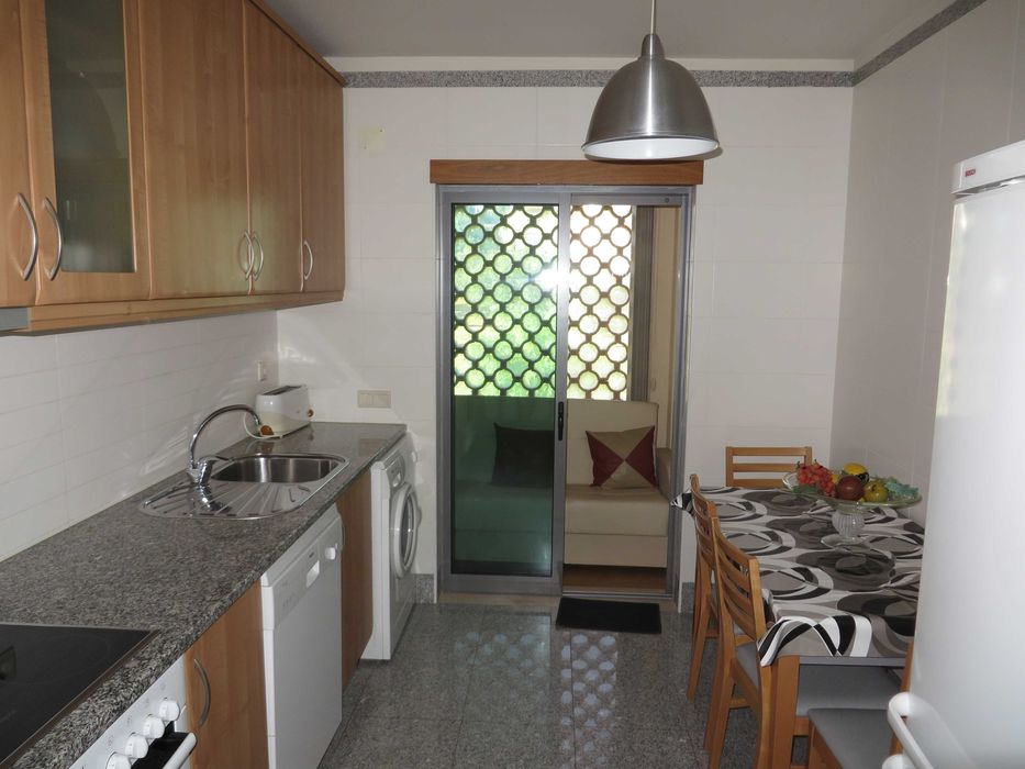 Apartamento T1+ (2 ad+2 crianças) PROMO: JUNHO 560EUR Vale de Parra cond. priv.