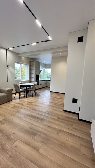 Продаж розкішного будинку в р-ні Червениця