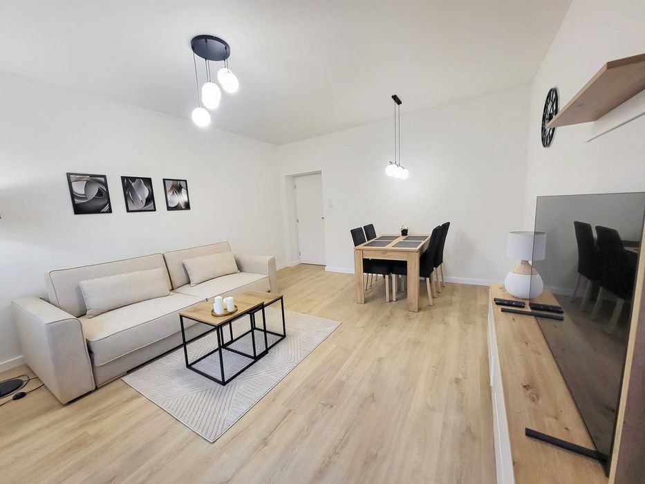 2 nowe pokoje z osobną kuchnią i balkonem! ul. Flatta