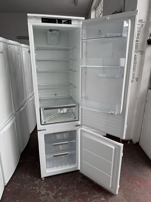Lodówka do zabudowy ElectroluxTwinTech No-Frost 188cm. Gwarancja