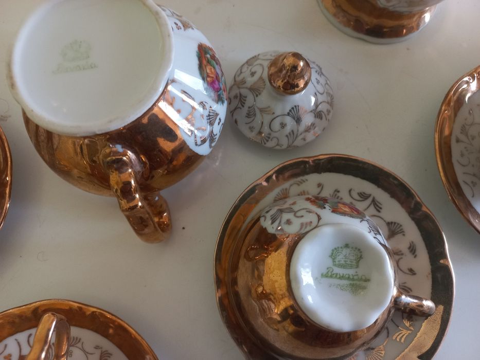 Продам кофейний сервиз  мадонна 12 персон