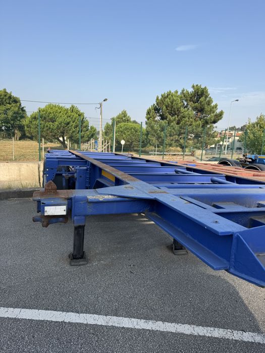 Semi reboque porta contentores 20”