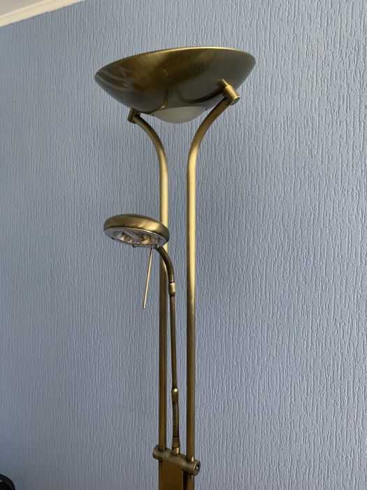 Оригинальный, стильный торшер Massive