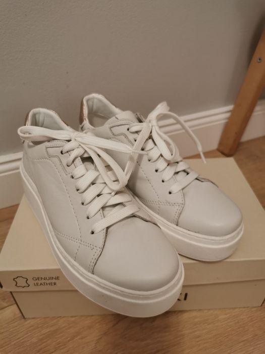 Sneakersy półbuty Lasocki skóra rozm. 38