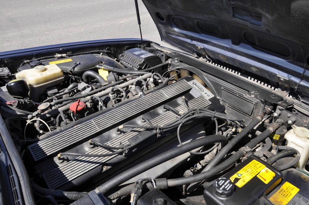 Jaguar Daimelr XJ40 4.0 Benzyna . E38 W140 W124 W123