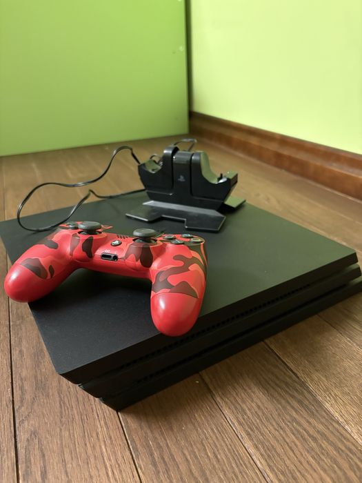 Konsola PS 4 PRO !!!