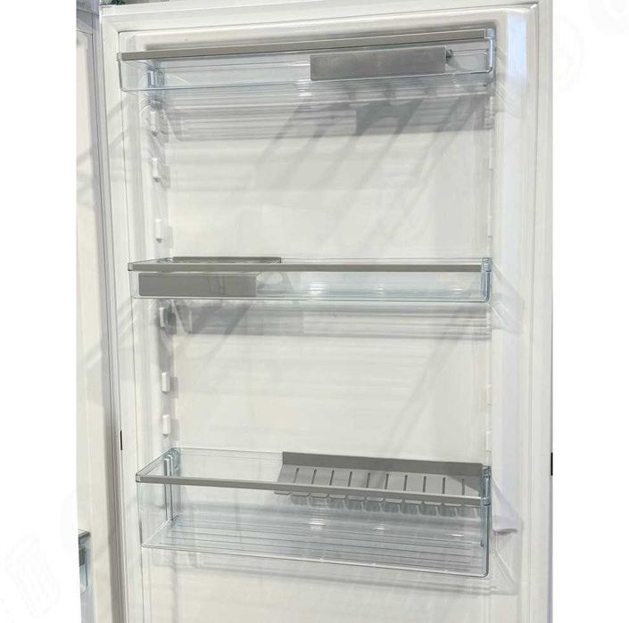 2024р Холодильник MIele KFN 4375 CD БЕЛОЕ СКЛО