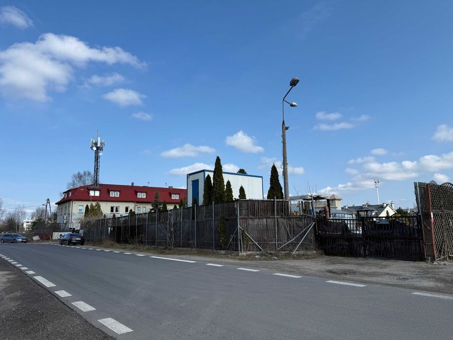 Działka 5900 m2 +  budynki 1200 i 450 m2