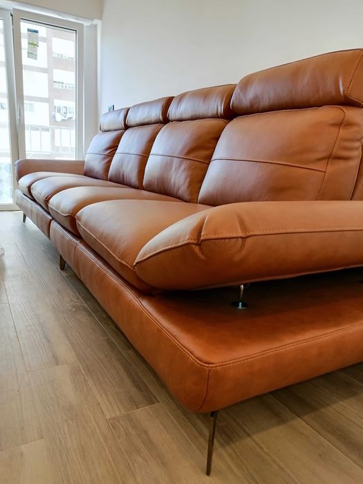 Preço Final - Incrível Sofá customizado Chateaux d'Ax