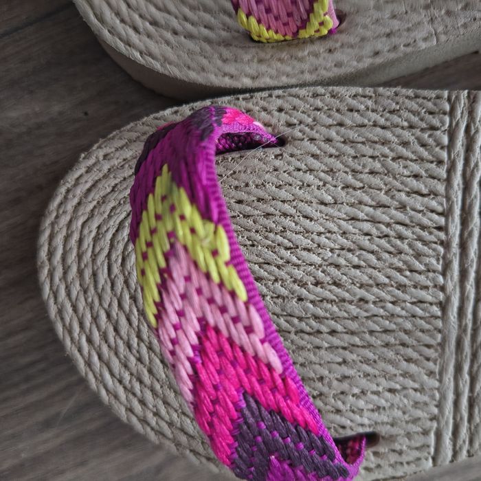 Kolorowe klapki damskie