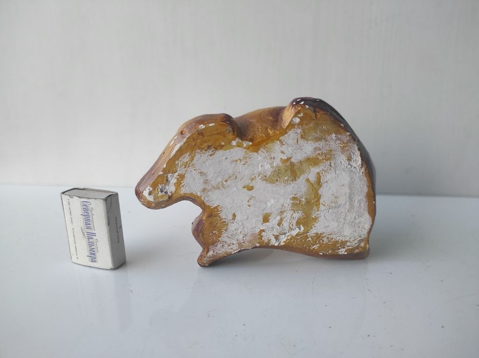 Sarna, piękna stara figurka
