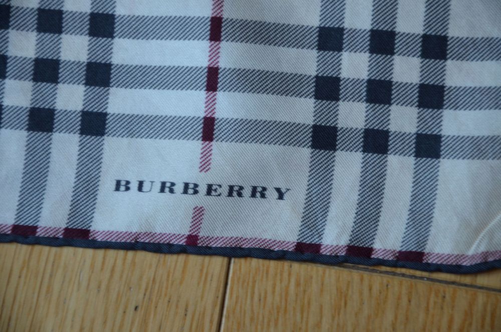 Burberry apaszka chusta 100% Silk jedwab