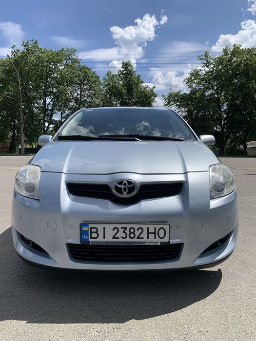 Продам Toyota Auris 2008 Бензин 1.6