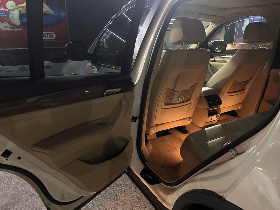 BMW X3 2012 року 2.0 245л.с