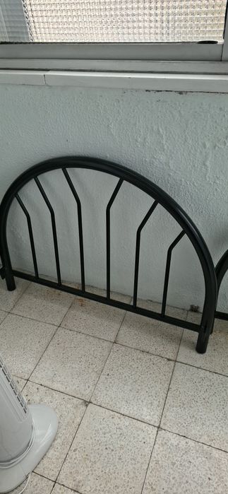 Cabeceiras de cama de solteiro
