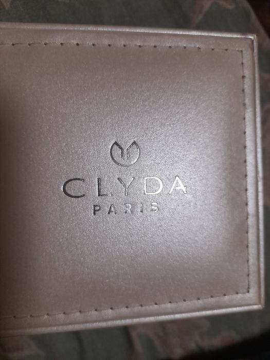 Коробка фірмова для годинника  (Франція))