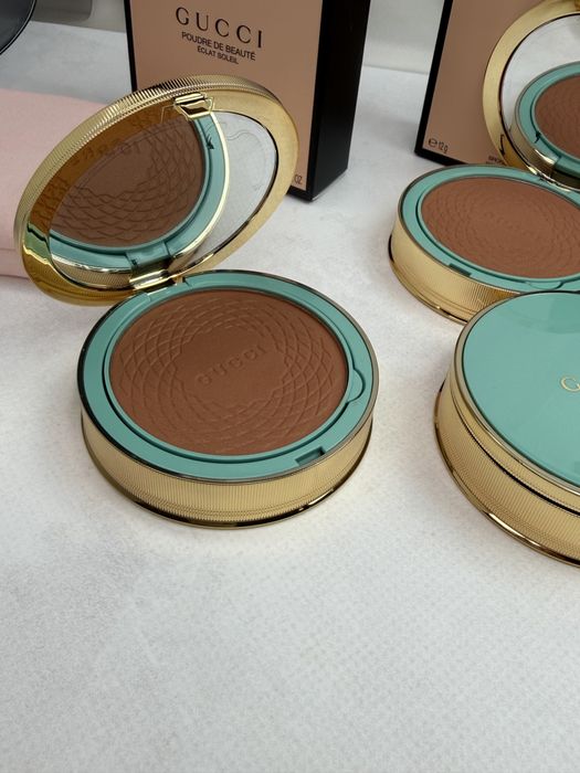 Бронзер Gucci 04 рум’яна скульптор