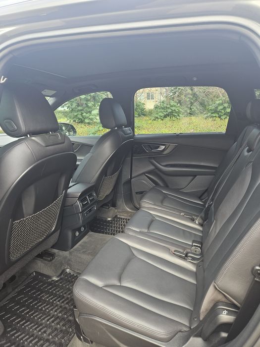 AUDI Q7 2017 Premium Plus
