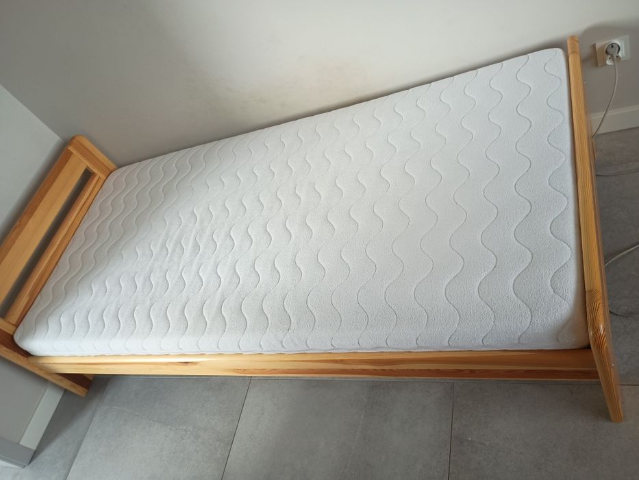 Łóżko sosnowe 90x200 + szuflada
