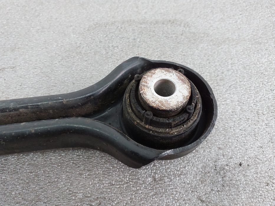 Braço de suspensão trás direito BMW 1 (E81)