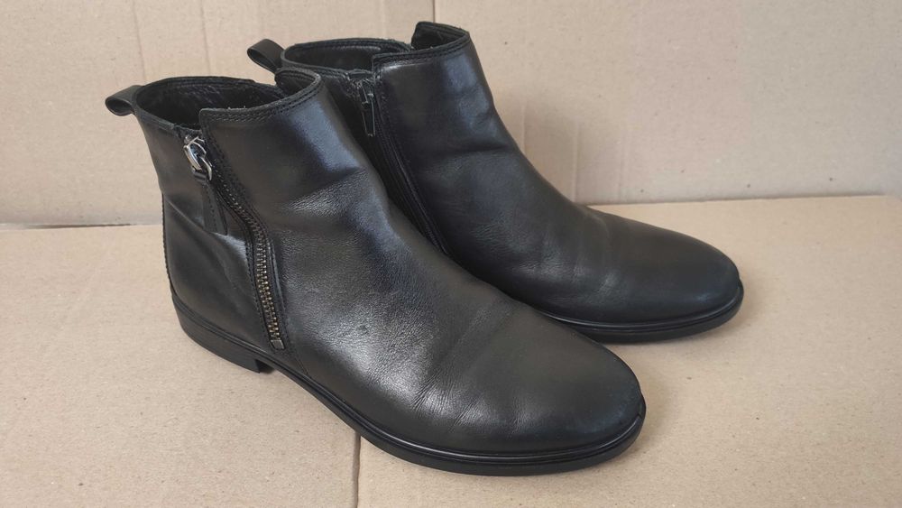 ECCO Touch 15 Scale Chelsea Boot. Жіночі черевики. Розмір 39