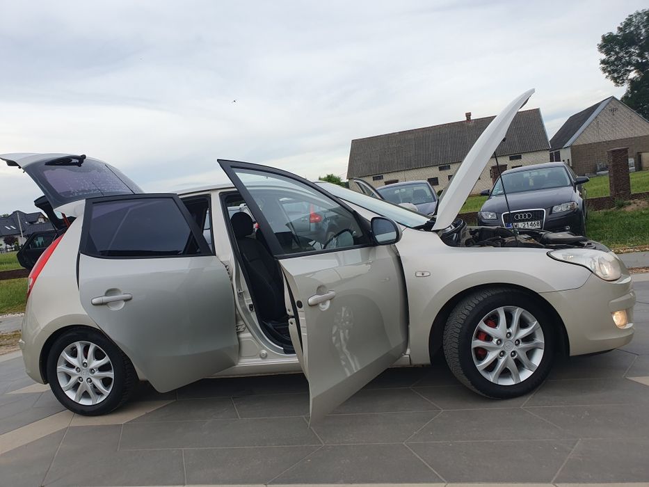 * * HYUNDAI I30 * * 2007r * *  1.4 Benzyna + LPG * *  Sprowadzony Zarejestrowany * *