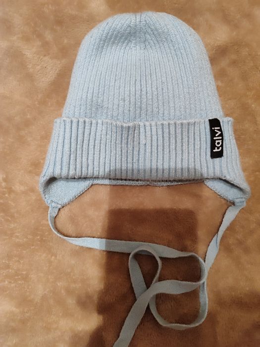 Шапкочка зимова  в гарному стані