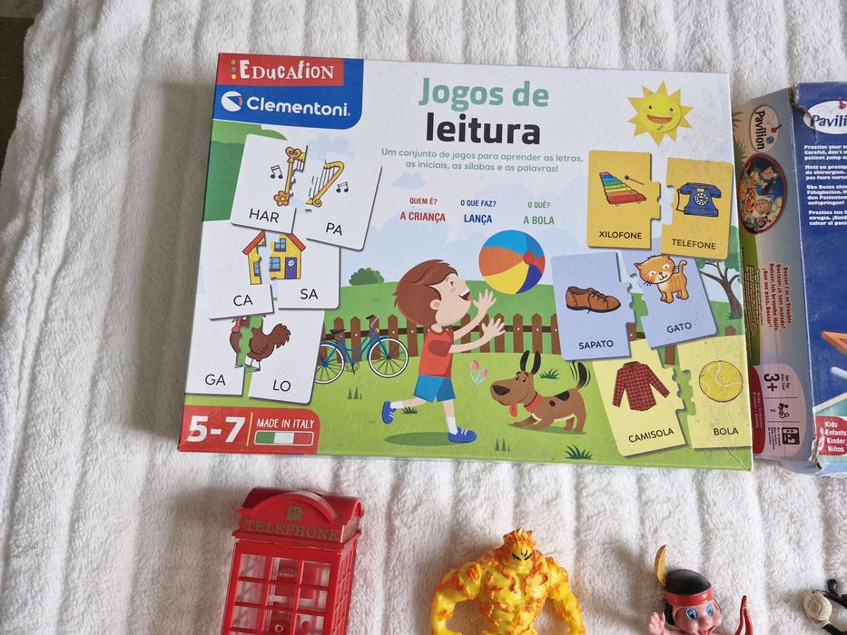 Brinquedos a 6€ cada