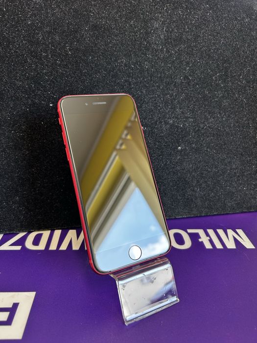 iPhone SE 2022 + etui