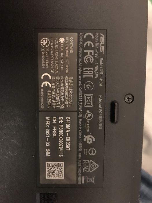 Laptop Asus ,bateria niesprawna