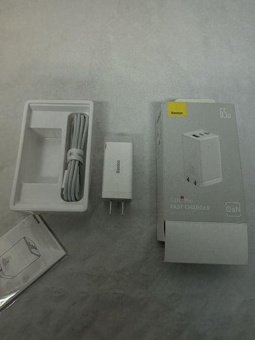 Ładowarka Baseus GaN5 Pro 65W CCGAN65S5 USB C US biała OKAZJA