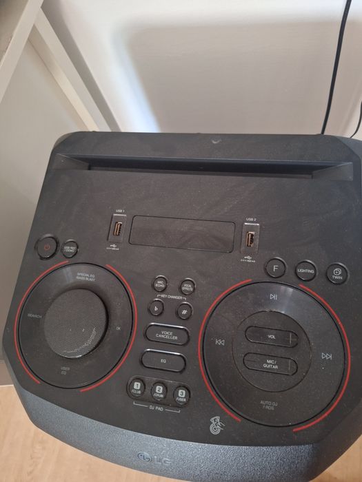 Coluna de som lg