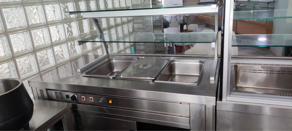 Bancada Self-service Banho-Maria e Vitrine refrigerad