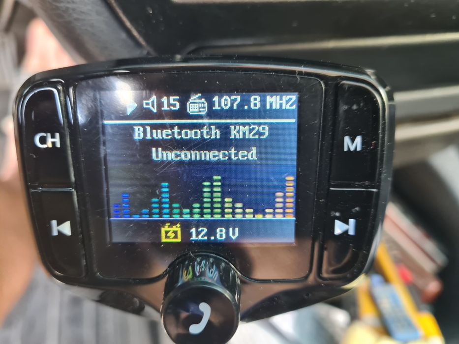 Автомобільний  FM-Трансміттер/Модулятор/ Транслятор