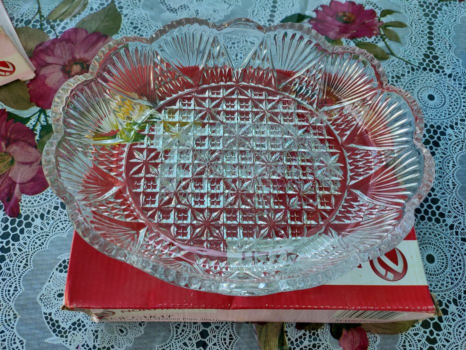 Салатницы новые.