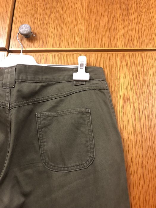 Calças verde escuro