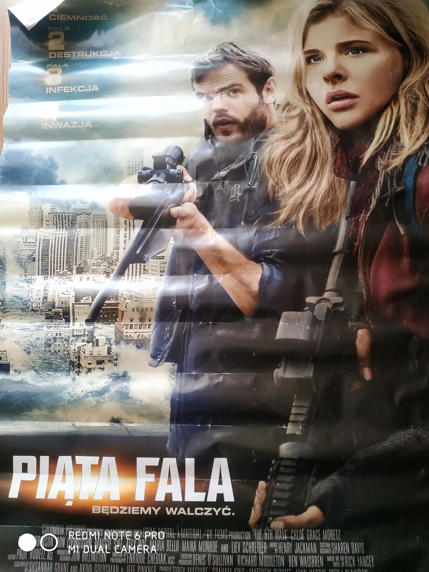 Plakat kinowy ,, piąta fala,, Kraków Mistrzejowice • OLX.pl