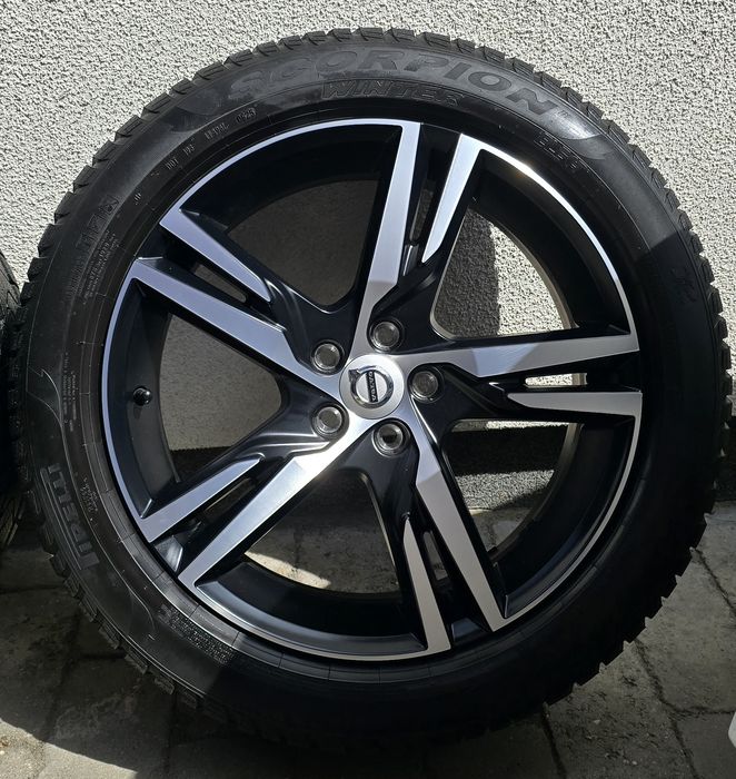 Koła felgi Volvo XC60II 7.5Jx19 rok 2025 super stan