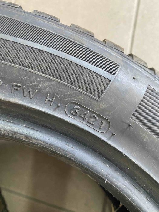 Продам зимову резину Hankook 205/55 r16