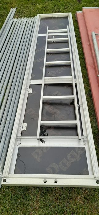 Sprzedam Rusztowanie typ.Plettac podesty 3m