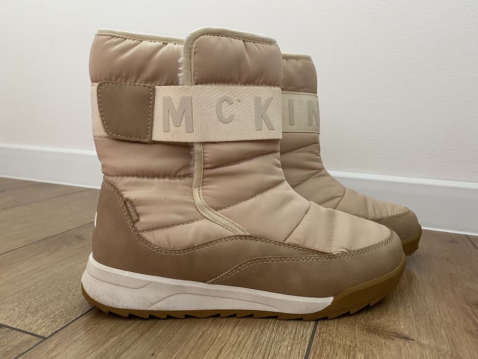 Жіноче зимове брендове взуття 38 розмір