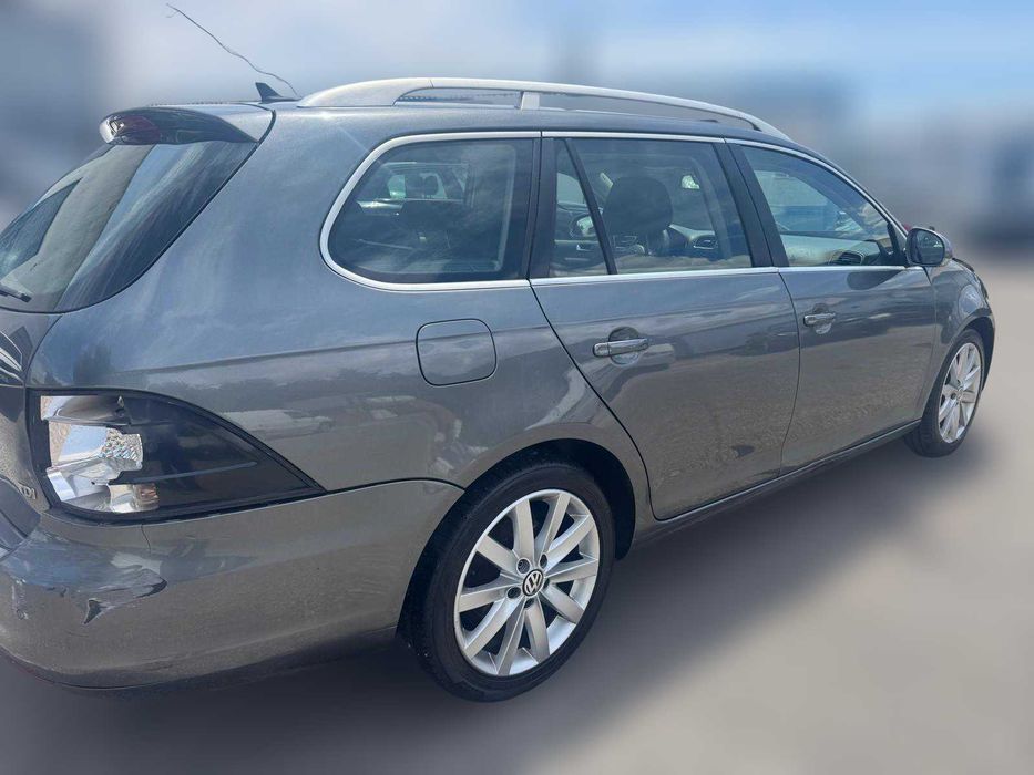 VOLKSWAGEN Golf VI Variant 1.6 TDI de 2012 Salvado