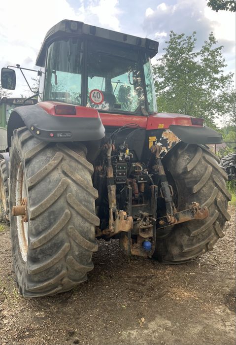 Massey Ferguson 8260