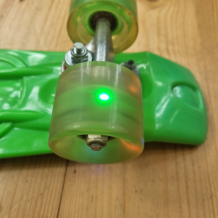 Deskorolka świecące kółka