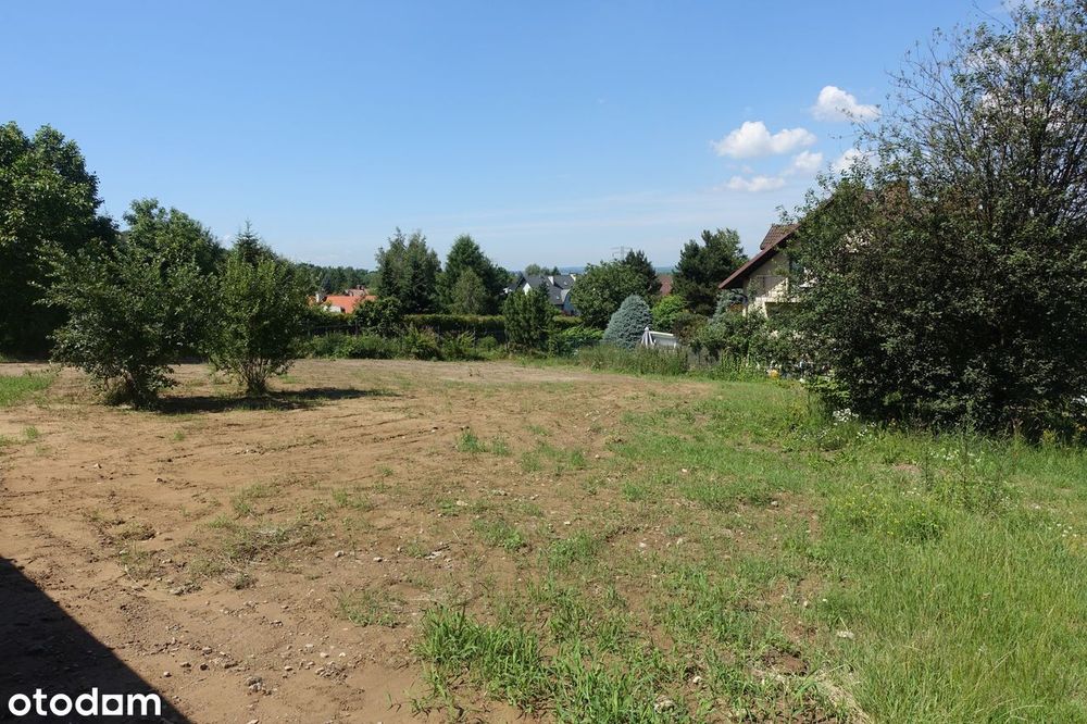 Działka na sprzedaż